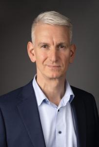 New Business Fable “Crash and [Burn] LEARN” Exposes the Blind Spots that Lead to Executive Burnout